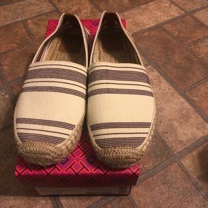 ‼️SALE MUST GO‼️Tory Burch shoes